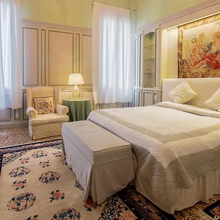Palazzo San Beneto Apartmán *
